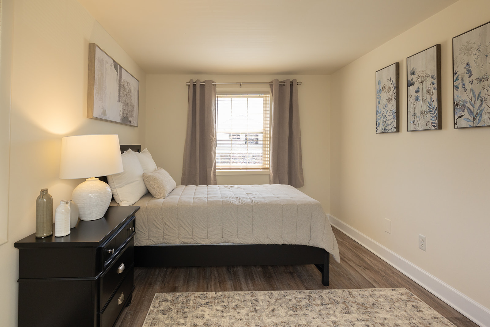 Walnut Grove Townhomes* Image 21